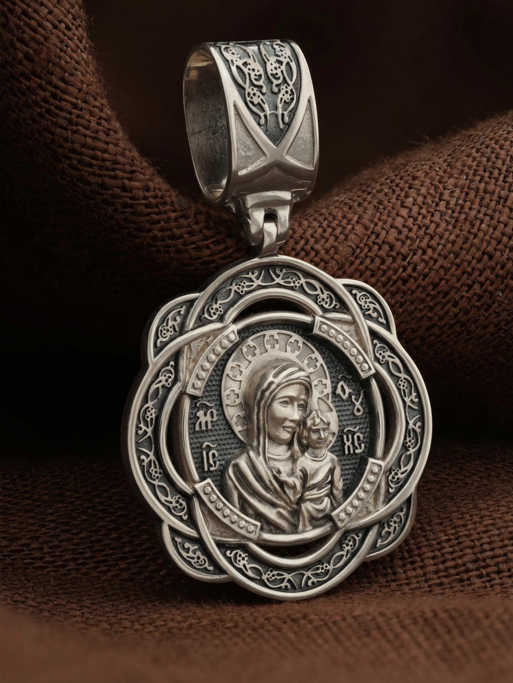 Образок из белого золота