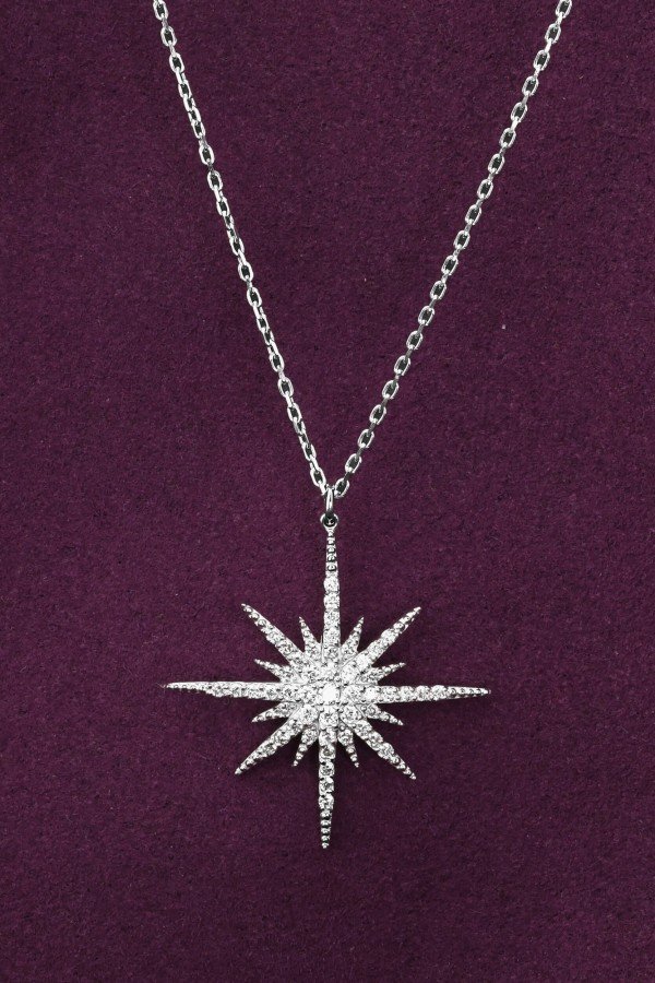 Колье из белого золота c бриллиантами