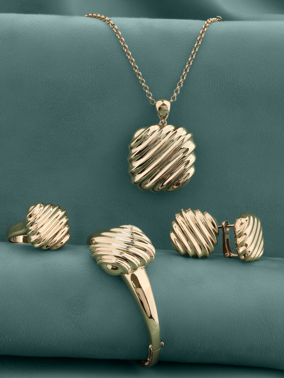 Серьги из золота