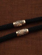 Шнурок шёлковый из золота 585 пробы c шёлковым шнурком