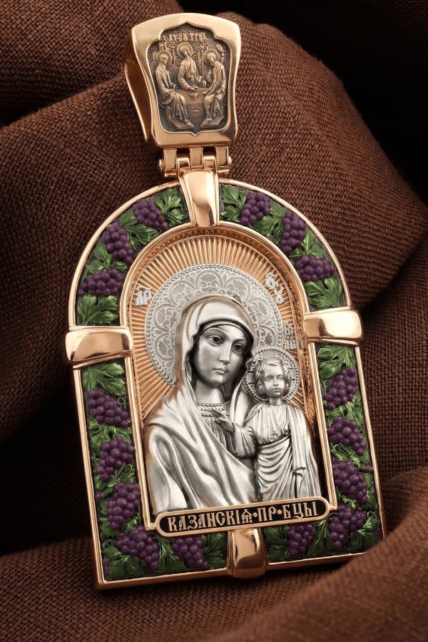 Образок из золота c эмалью