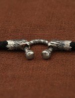 Шнурок шёлковый из белого золота c шёлковым шнурком