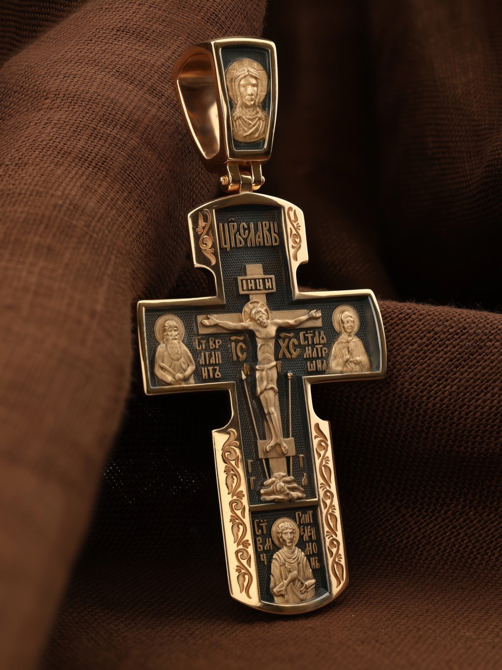 Крест из золота