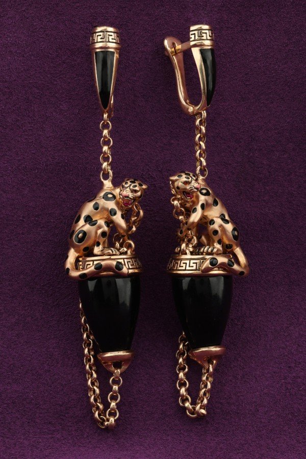 Серьги из золота c эмалью и ониксом