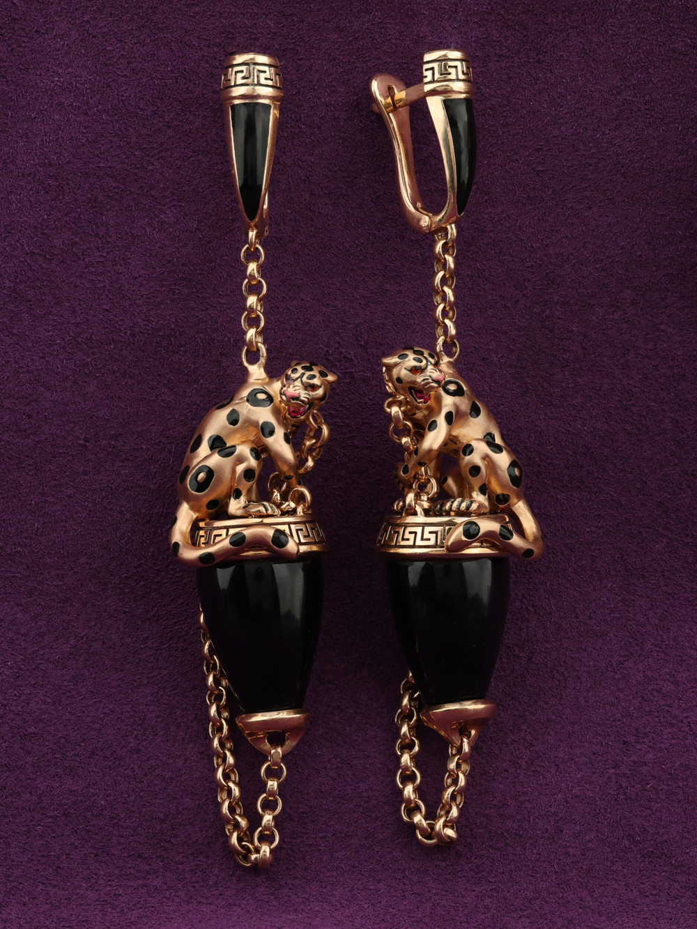 Серьги из золота c эмаль и ониксом