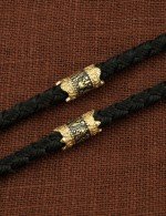 Шнурок шёлковый из лимонного золота c шёлковым шнурком