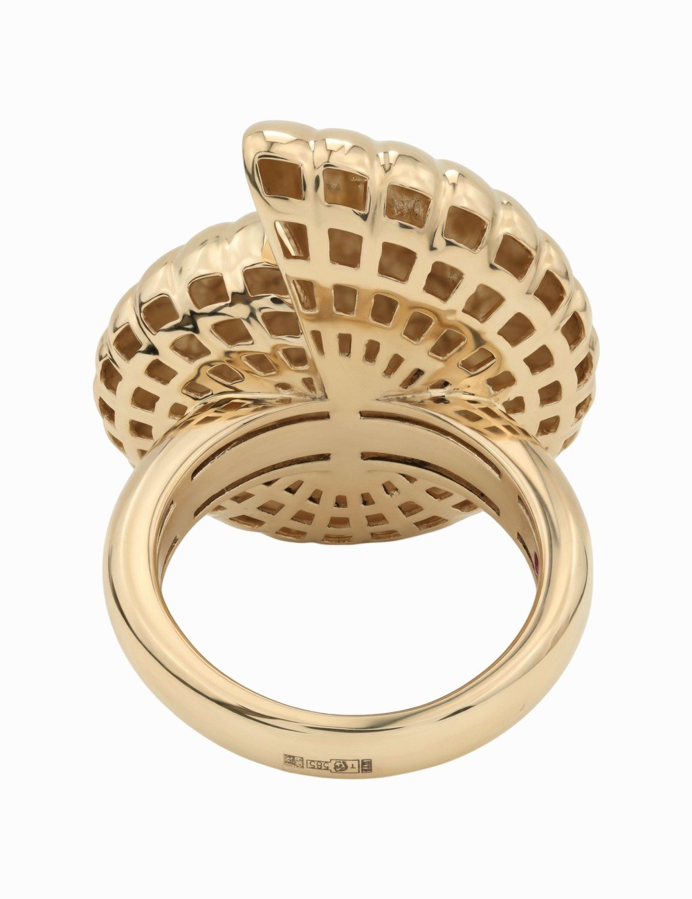 Кольцо из золота c рубином