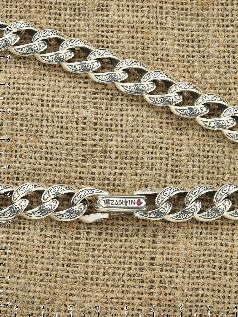 Цепь из серебра c рубином