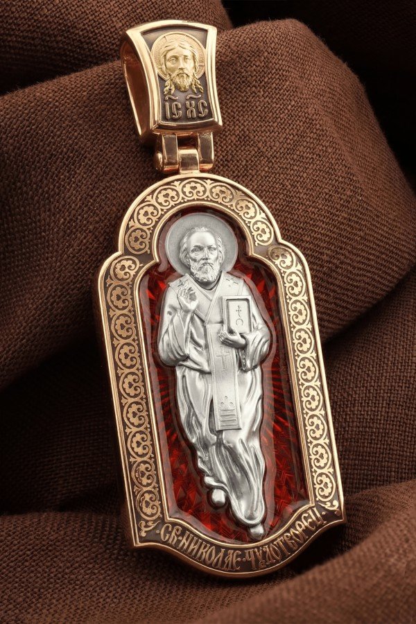 Образок из золота c эмалью