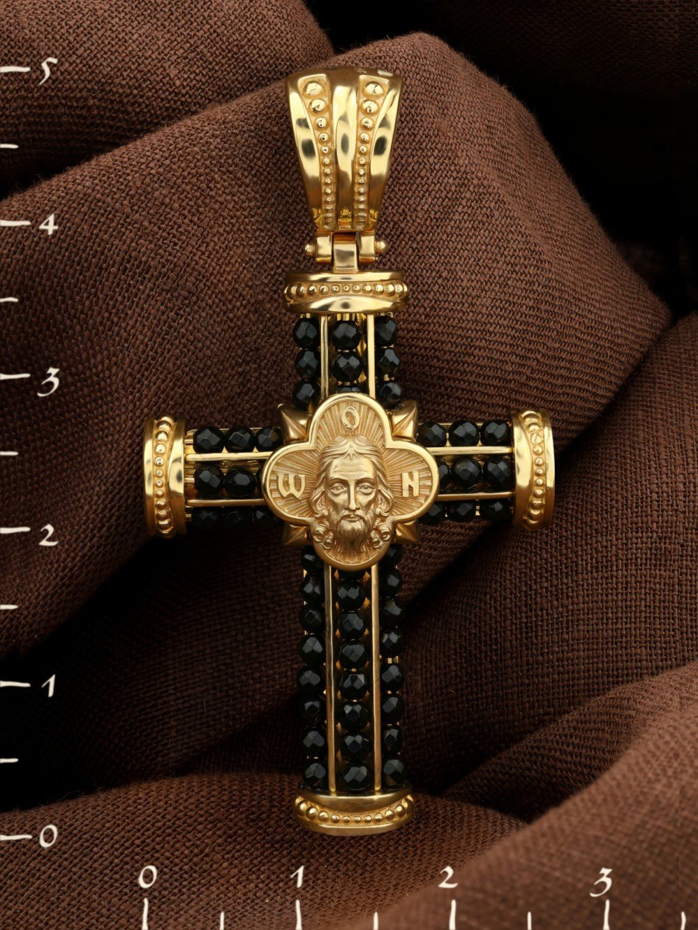 Крест из лимонного золота c ониксом