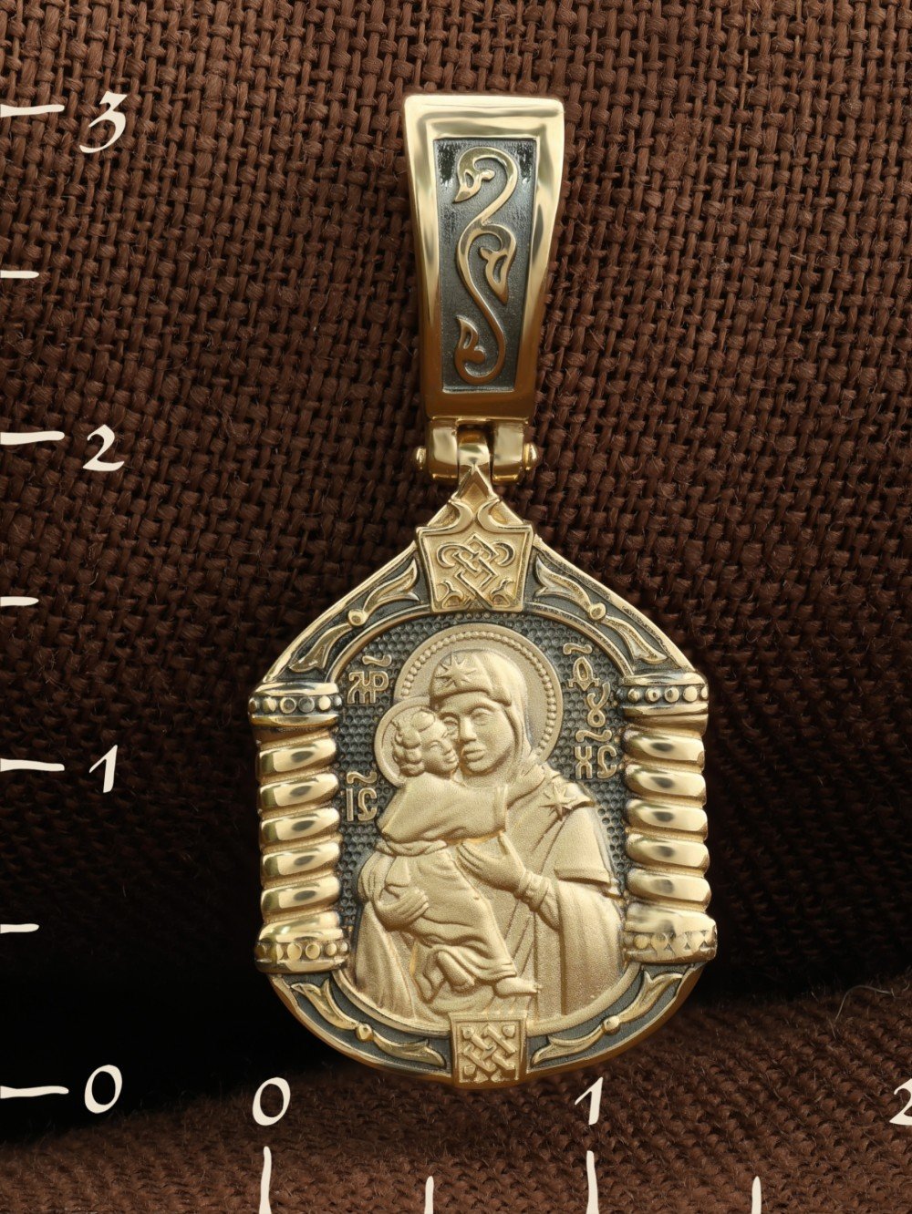 Образок из лимонного золота