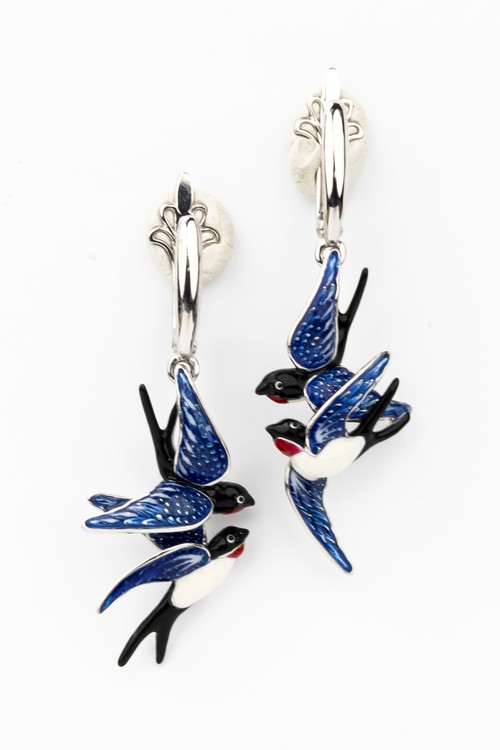 Серьги из белого золота c эмаль