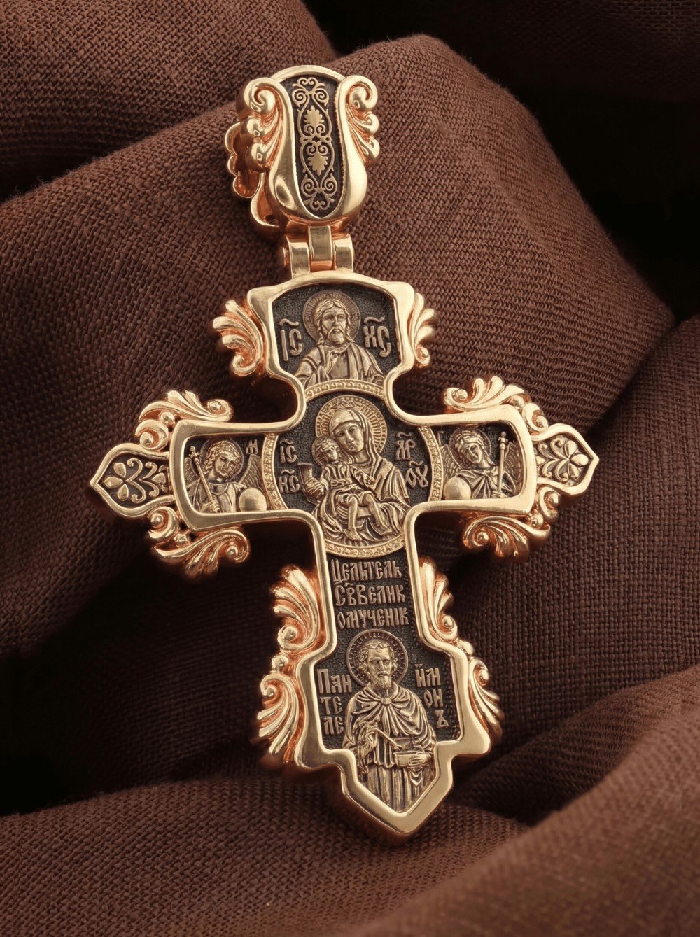 Крест из золота