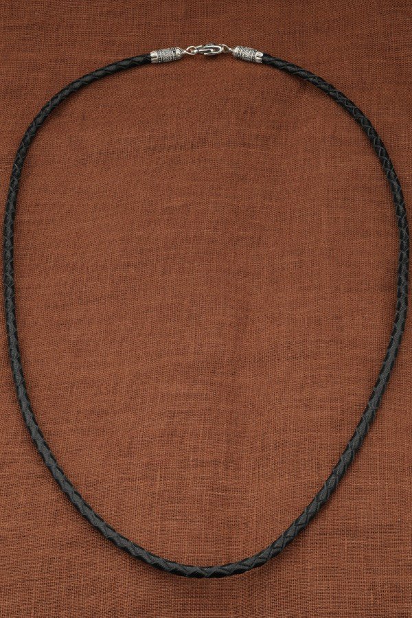 Гайтан из белого золота