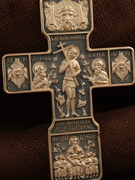 Крест из золота