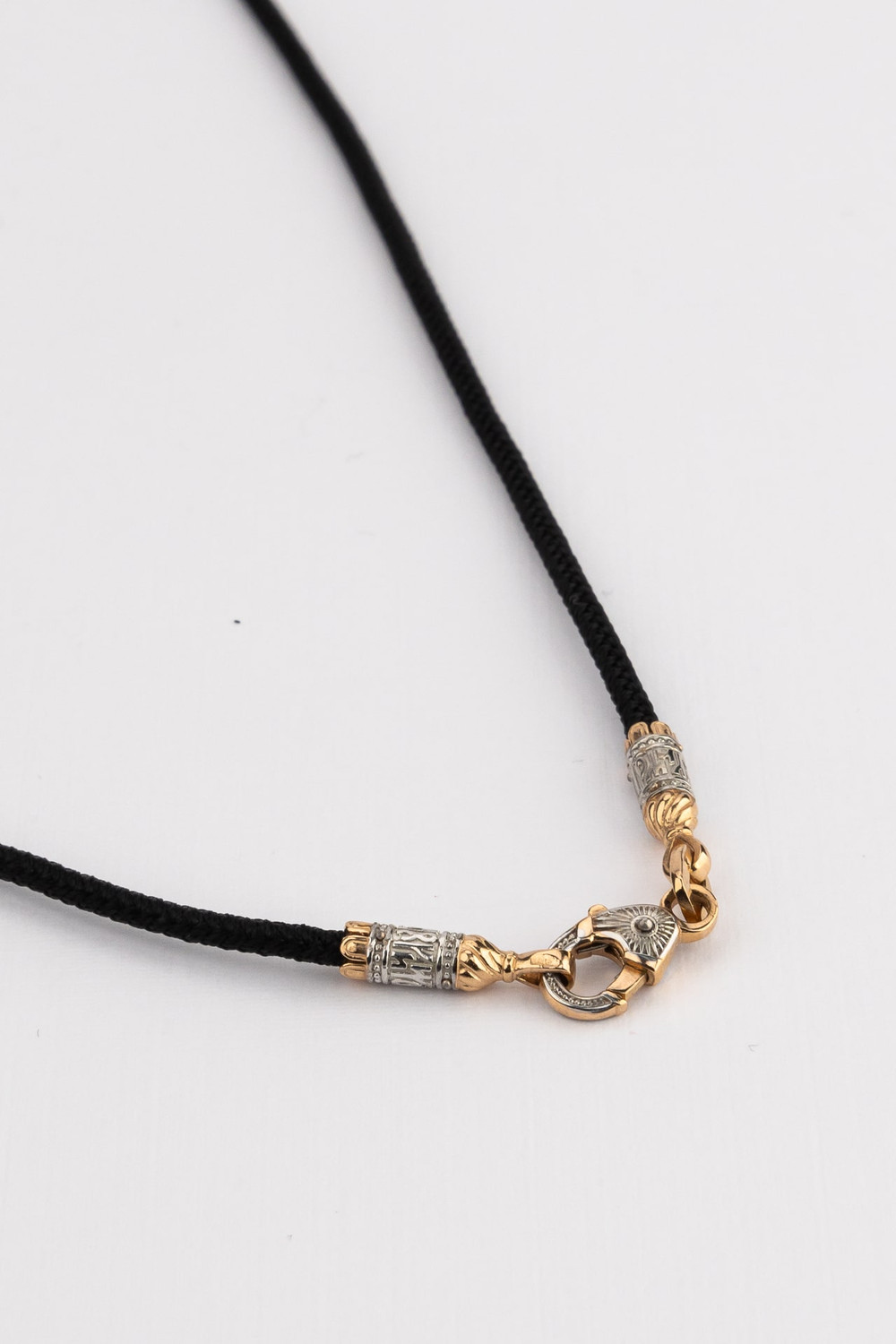 Шнурок шёлковый из золота c шёлковым шнурком