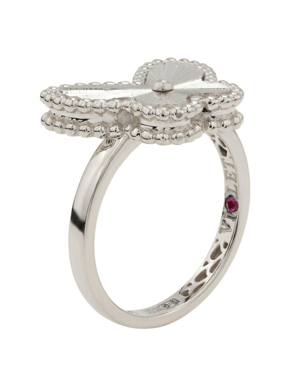 Кольцо из белого золота c рубином