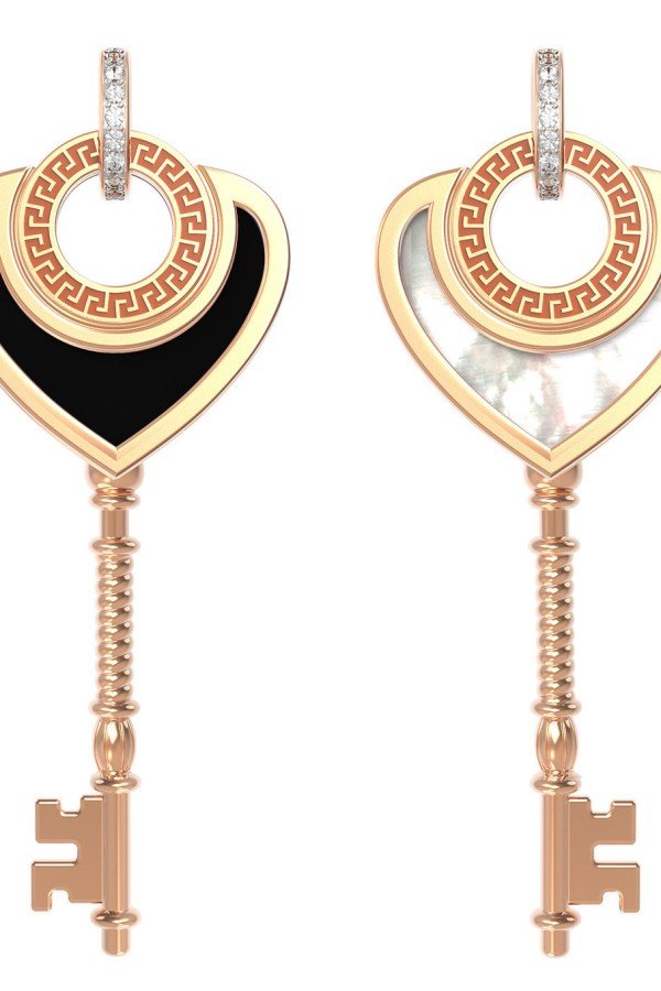 Подвеска из золота c фианитом, ониксом и перламутром