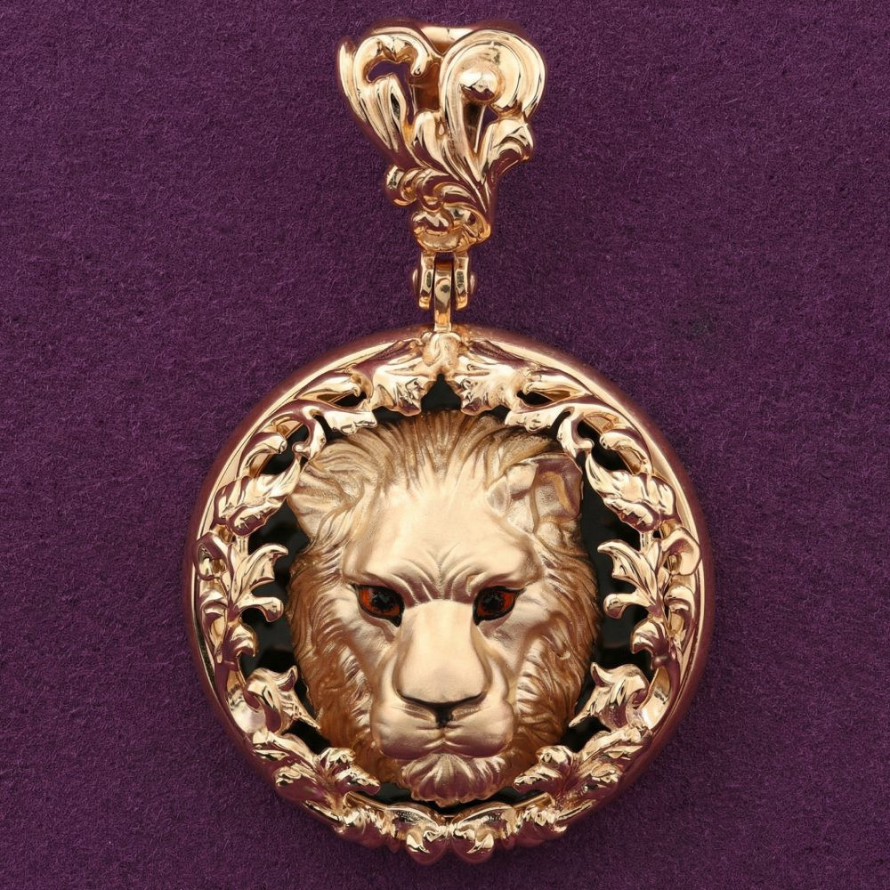 Подвеска из золота c эмаль и ониксом