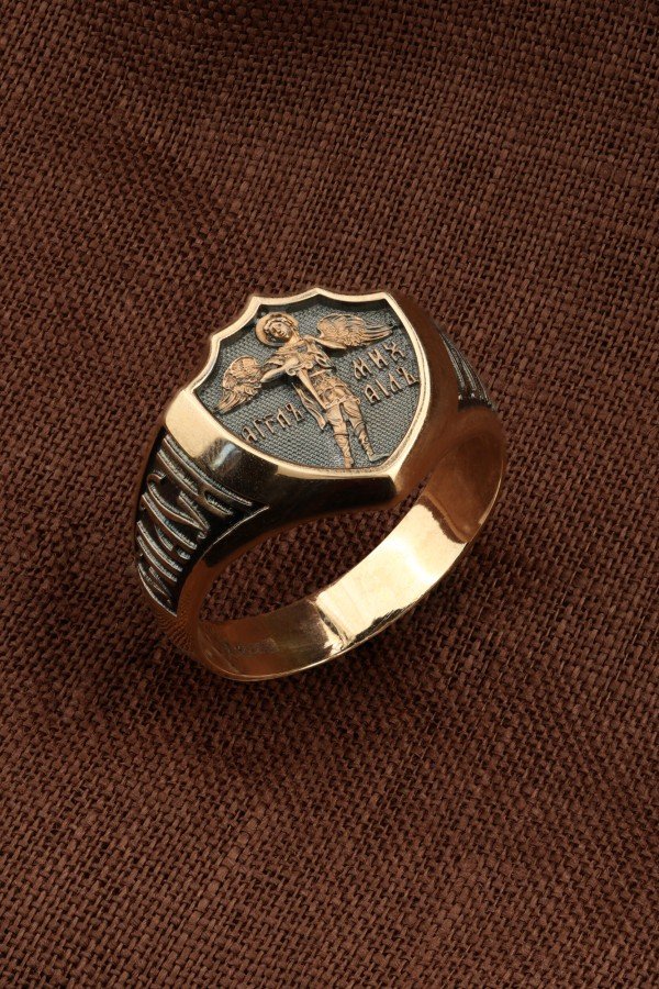 Кольцо из золота 585 пробы