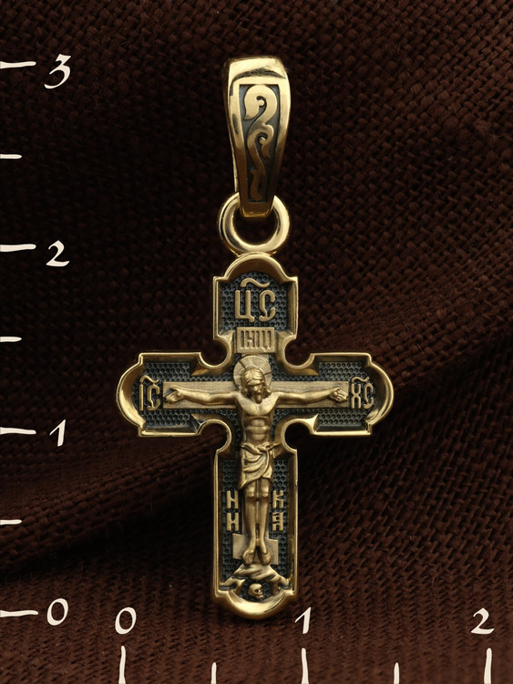 Крест из лимонного золота