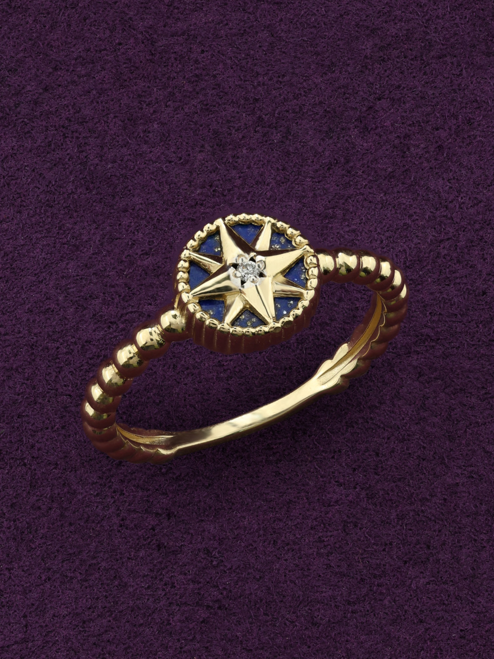 Кольцо из лимонного золота c бриллиантами и лазуритом