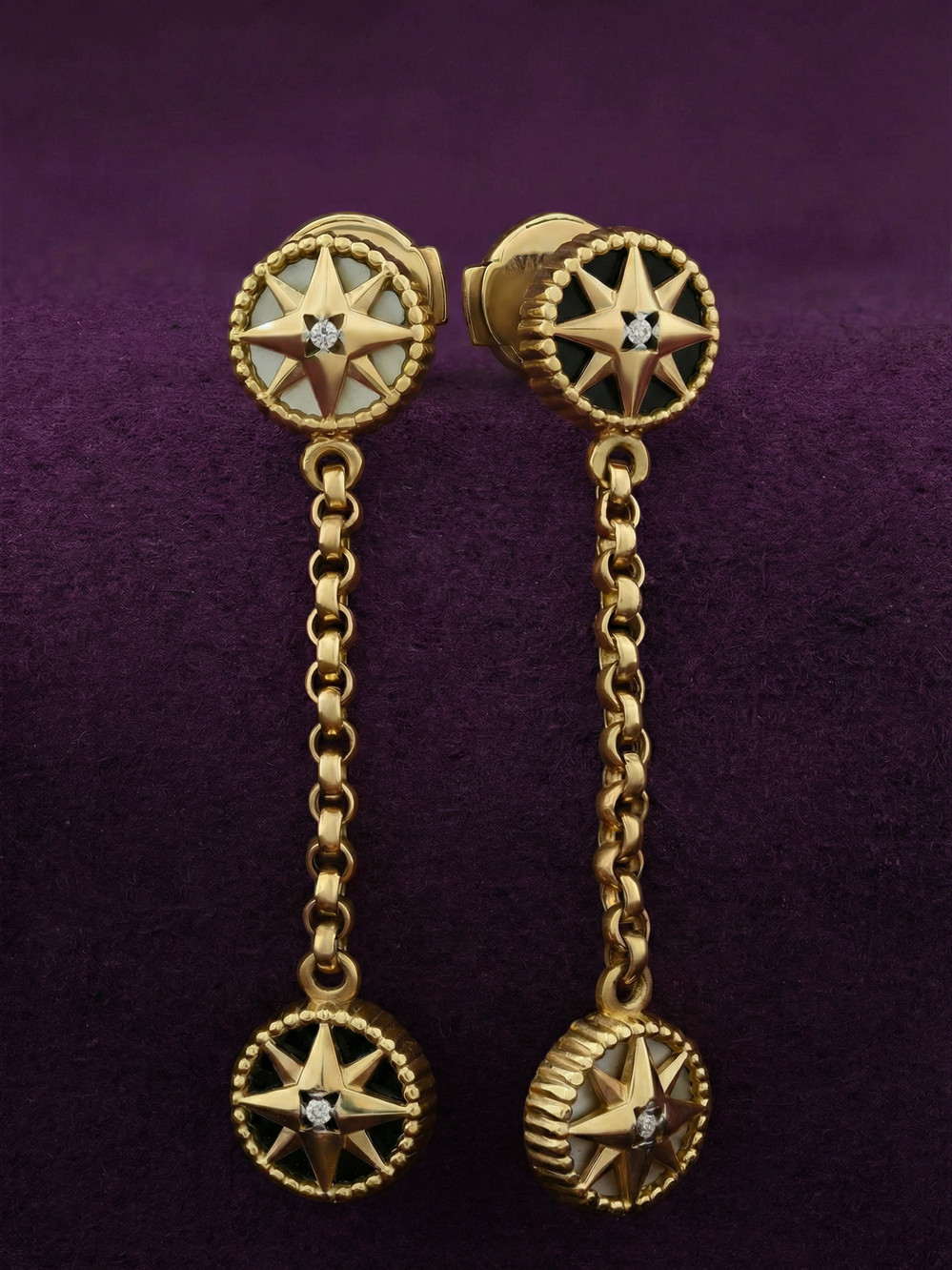 Серьги из лимонного золота c бриллиантами, ониксом и перламутром