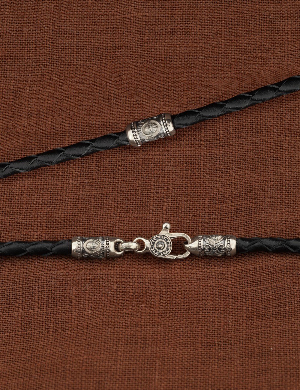 Гайтан из белого золота