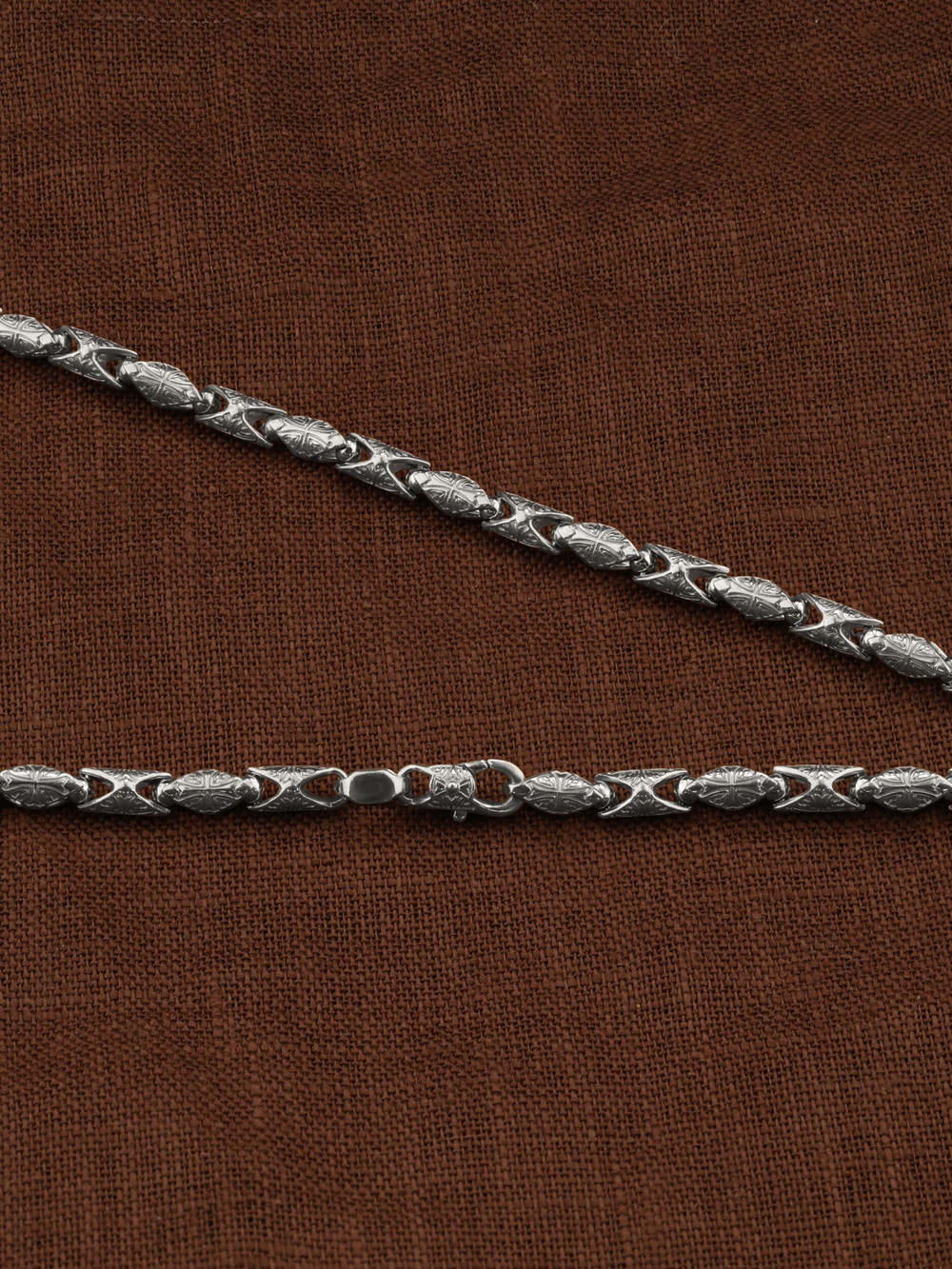 Цепь из белого золота