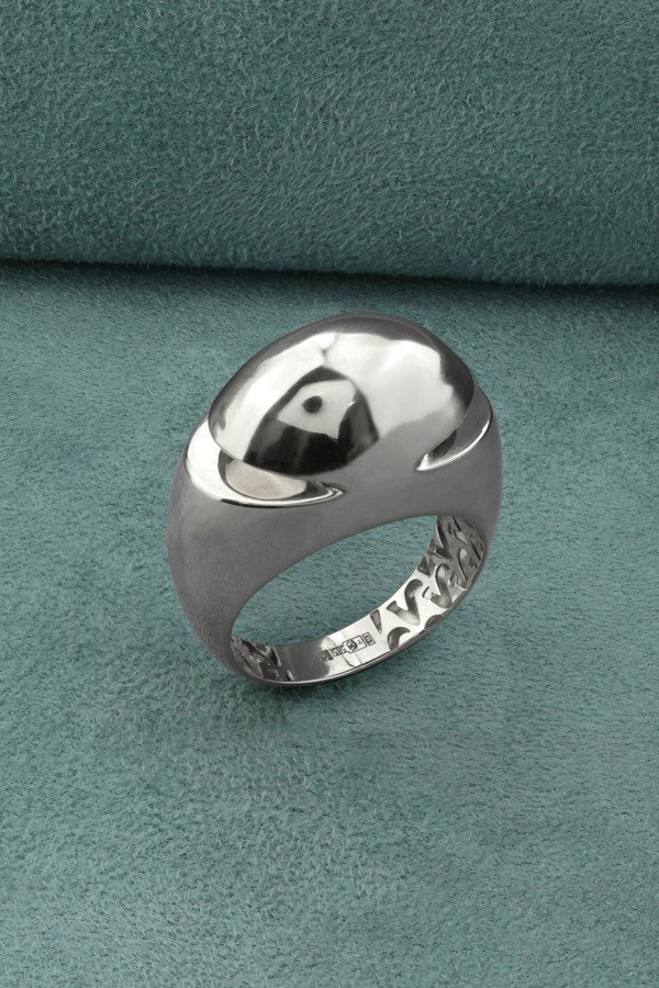 Кольцо из белого золота