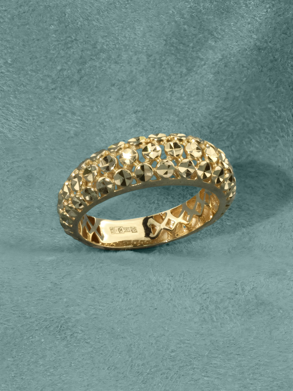 Кольцо из лимонного золота