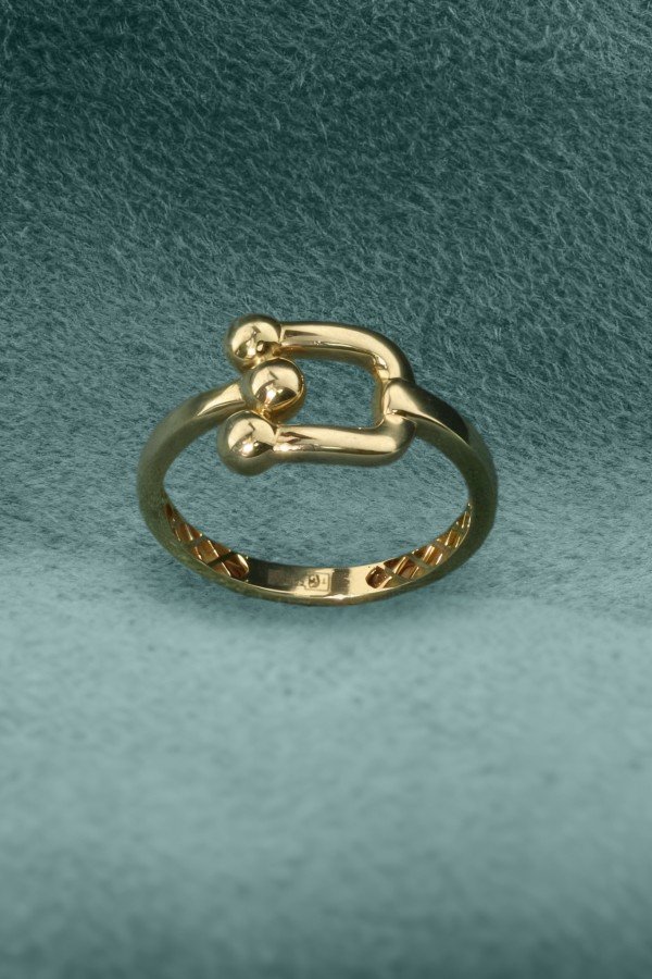 Кольцо из лимонного золота