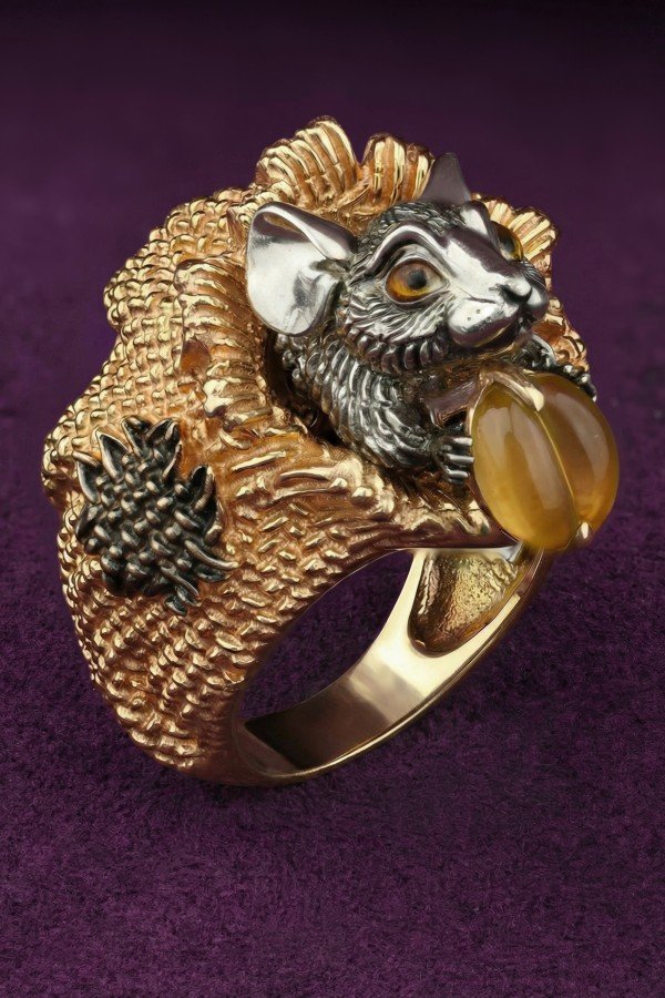 Кольцо из лимонного золота c эмаль и янтарём