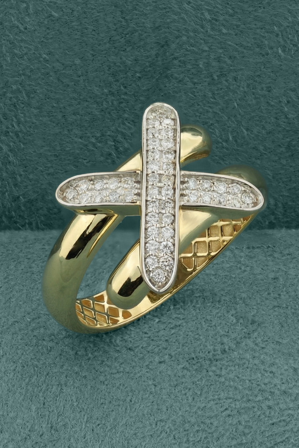 Кольцо из лимонного золота c бриллиантами