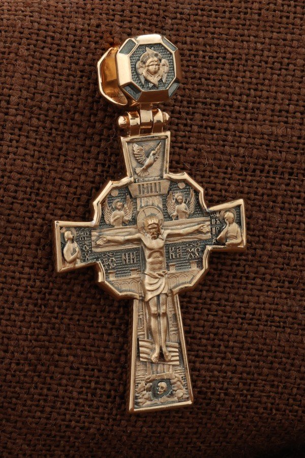 Крест из золота