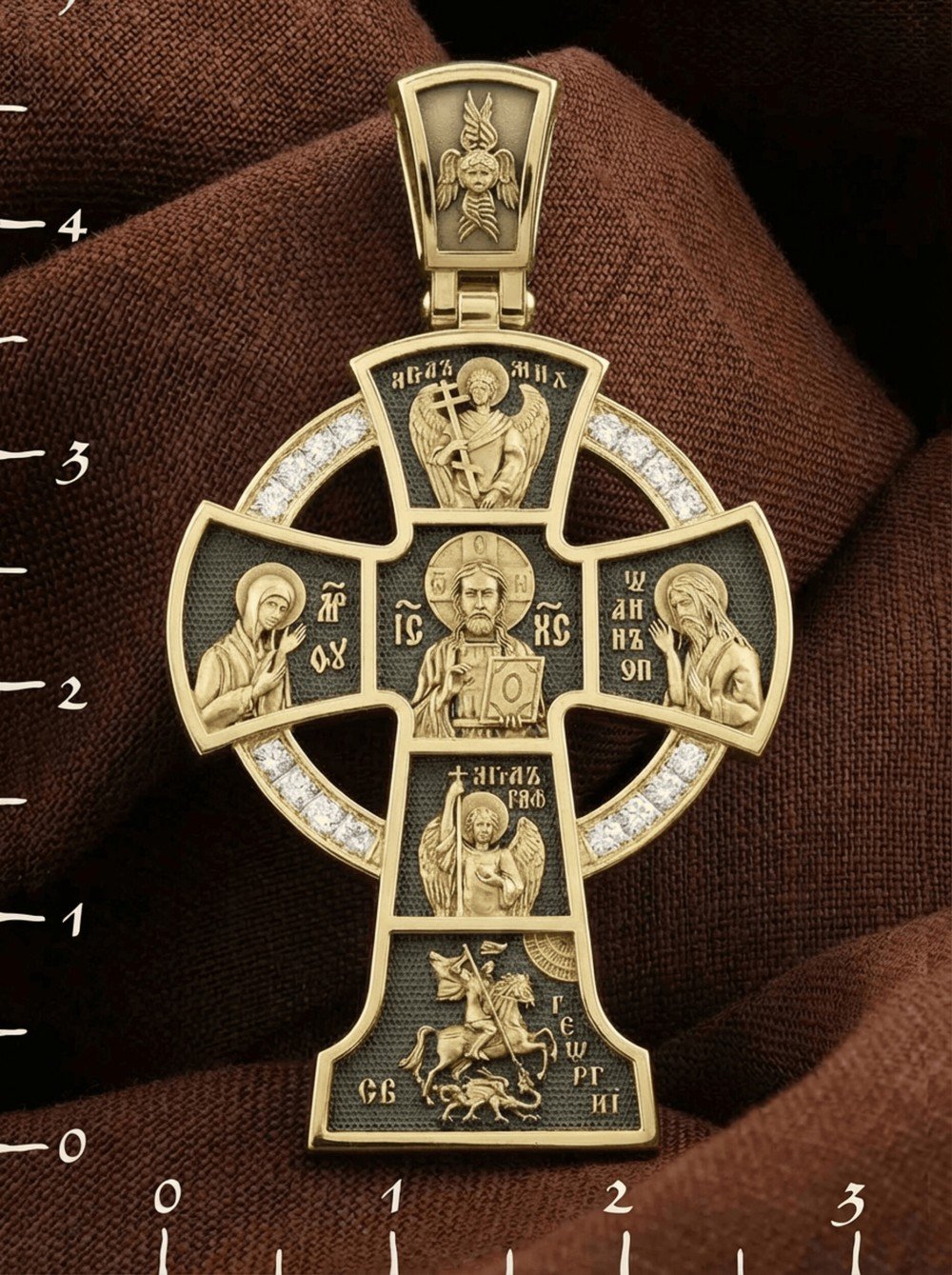 Крест из лимонного золота c бриллиантами