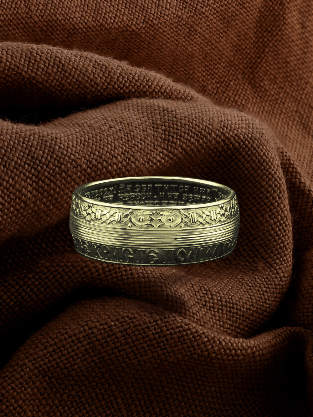 Кольцо из лимонного золота