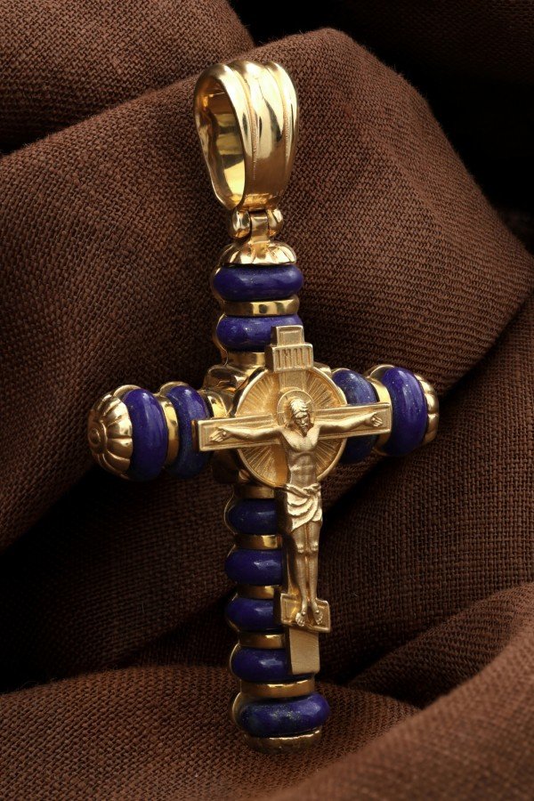 Крест из лимонного золота c лазуритом