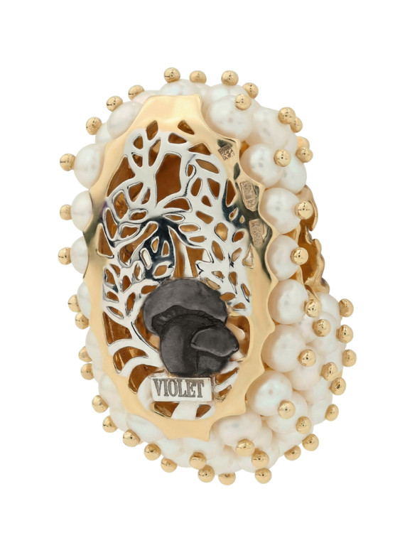 Подвеска из золота c эмаль и жемчугом