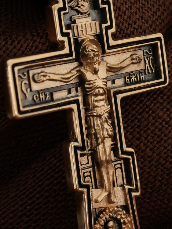 Крест из золота