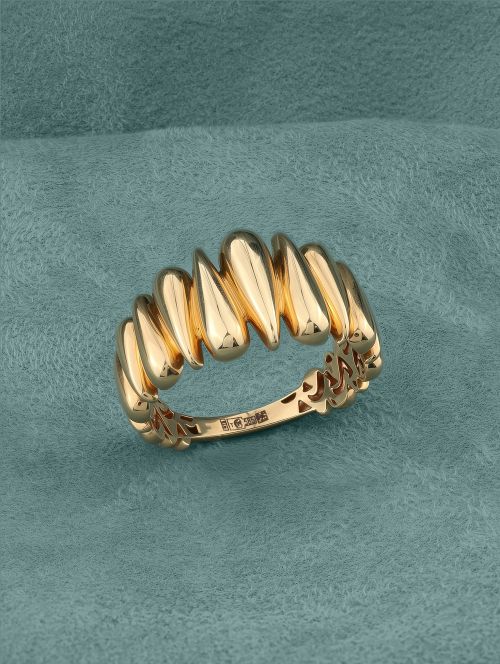 Кольцо из золота