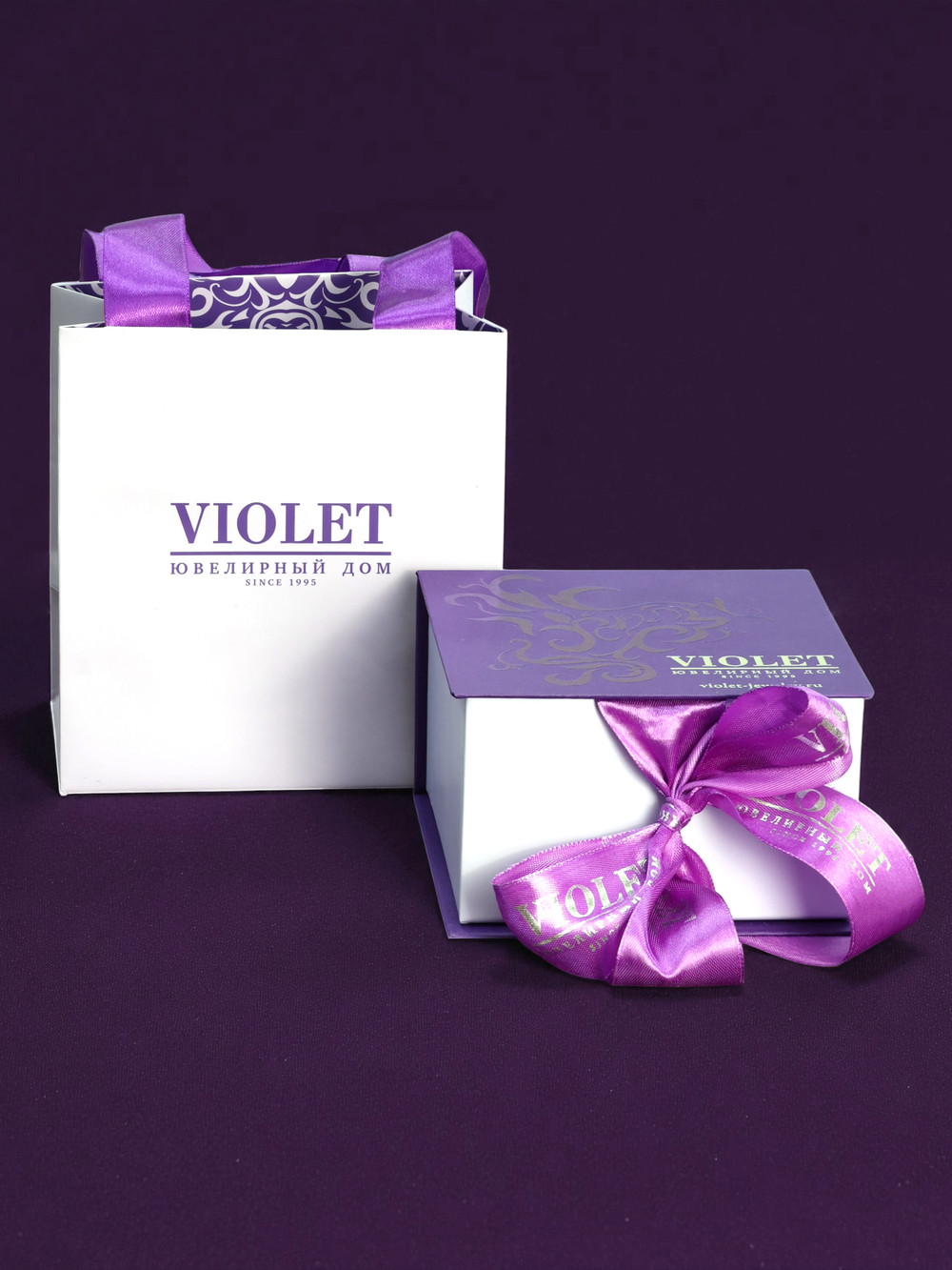 Браслет из лимонного золота c бриллиантами, ониксом и перламутром