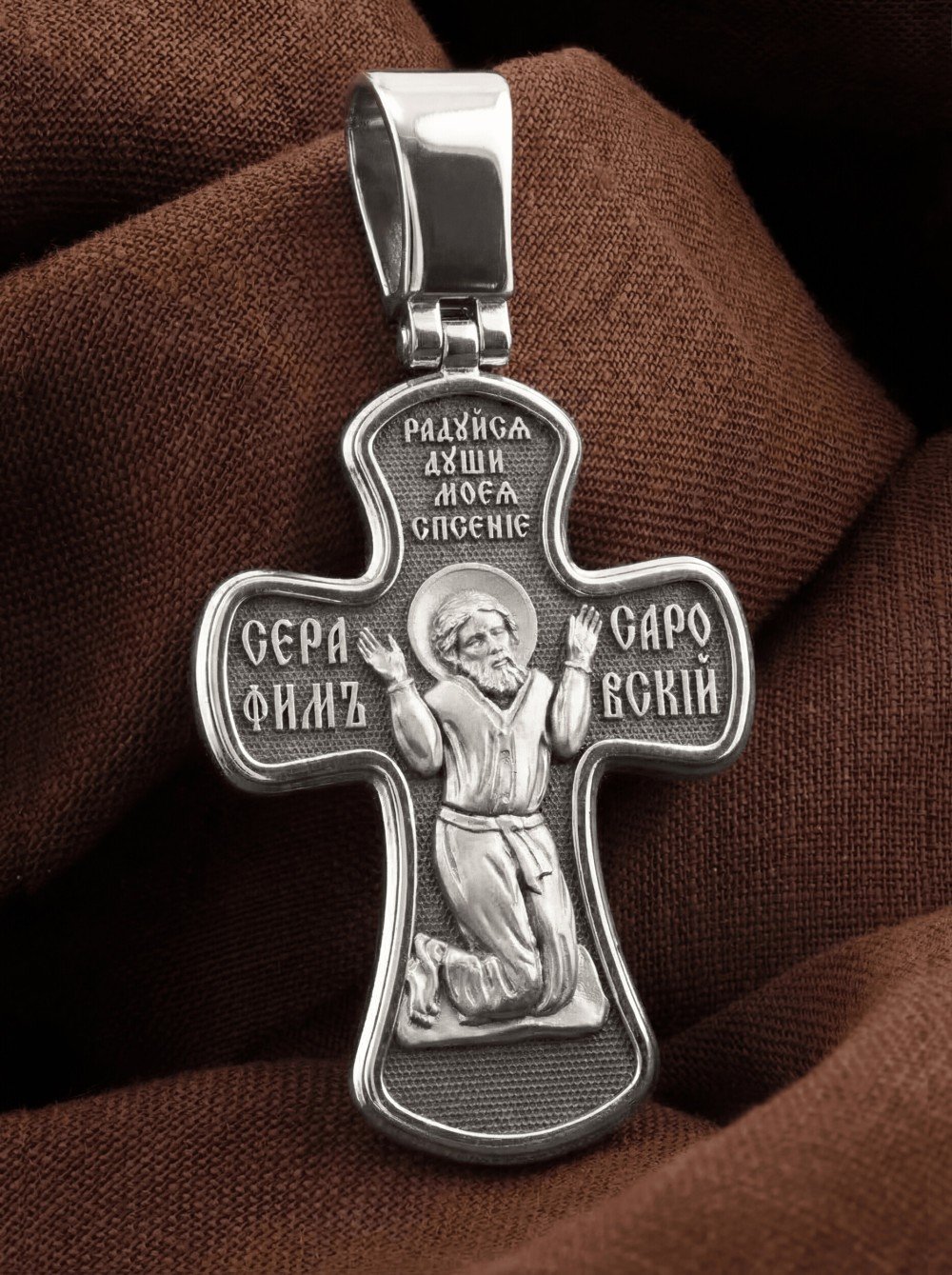 Крест из белого золота