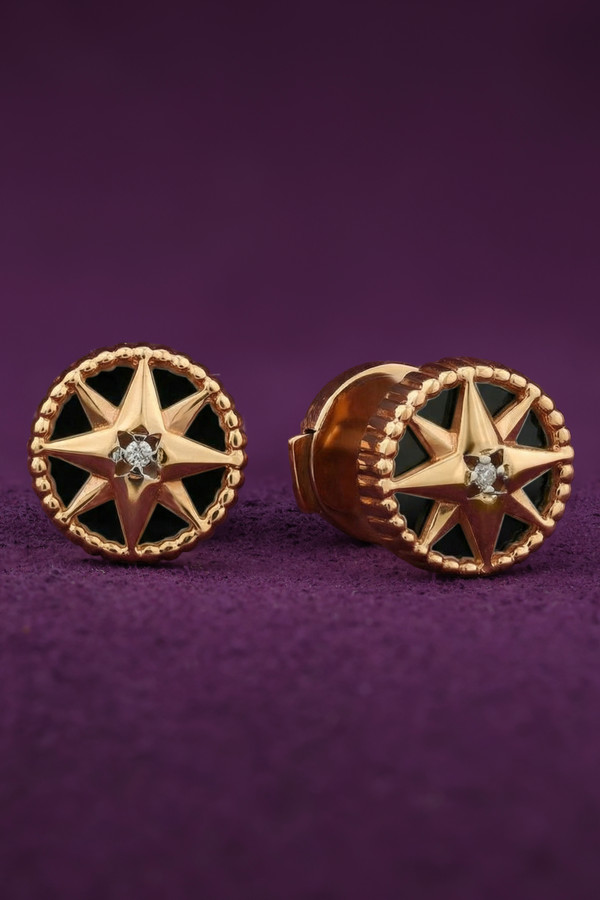 Серьги из золота c бриллиантами и ониксом