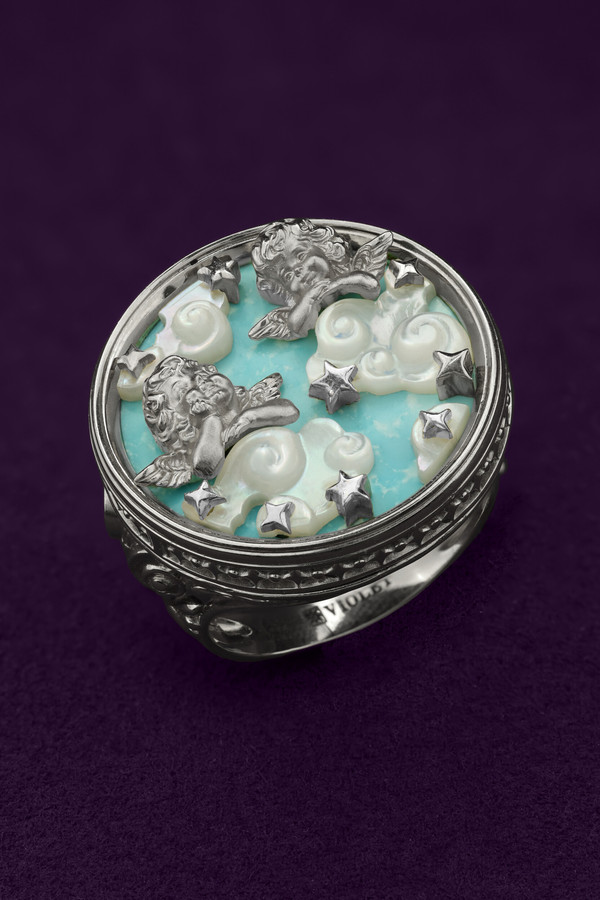 Кольцо из белого золота c бирюзой и перламутром