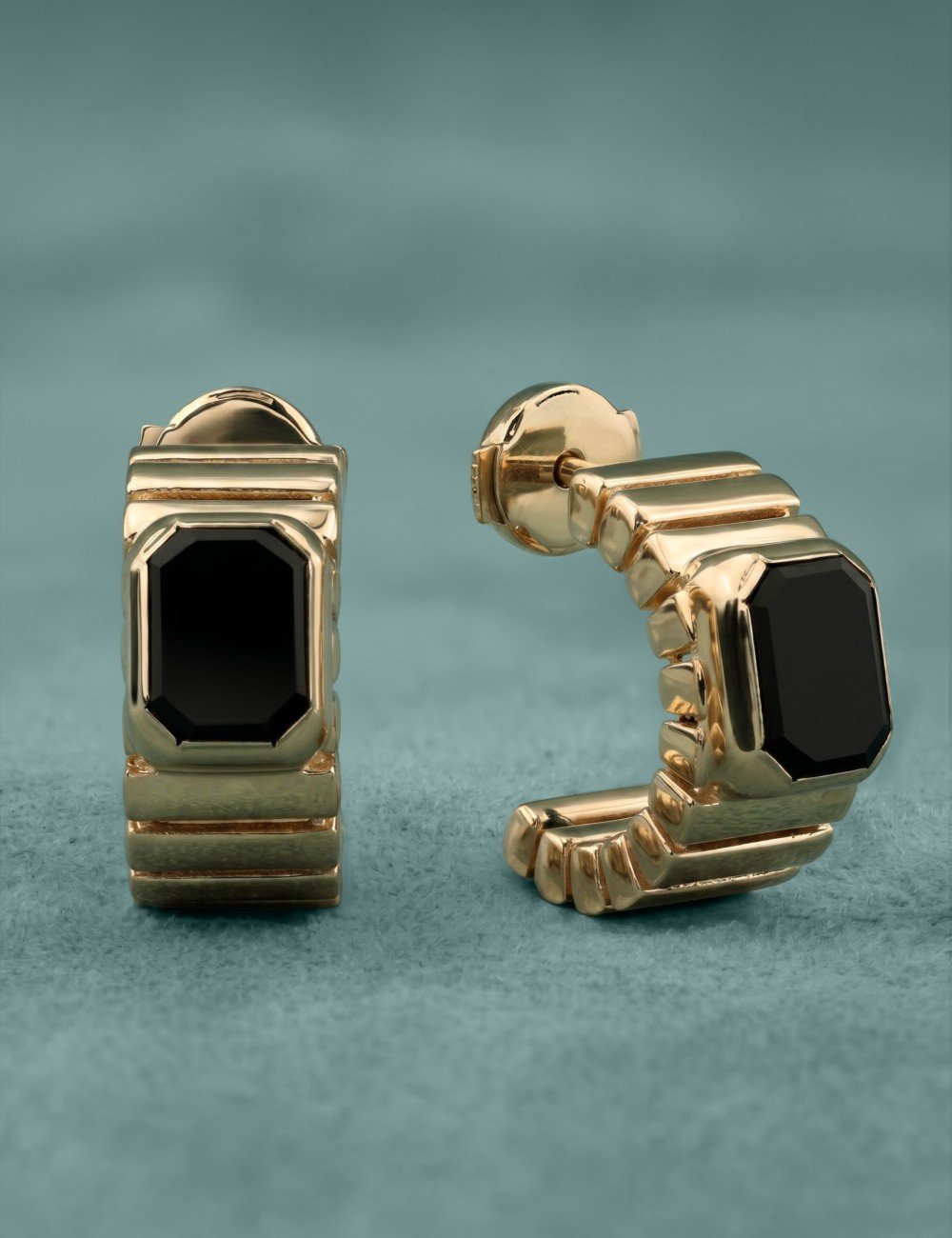 Серьги из золота c ониксом