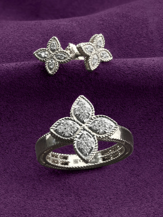 Кольцо из белого золота c бриллиантами