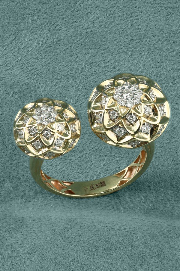 Кольцо из лимонного золота 585 пробы c бриллиантами