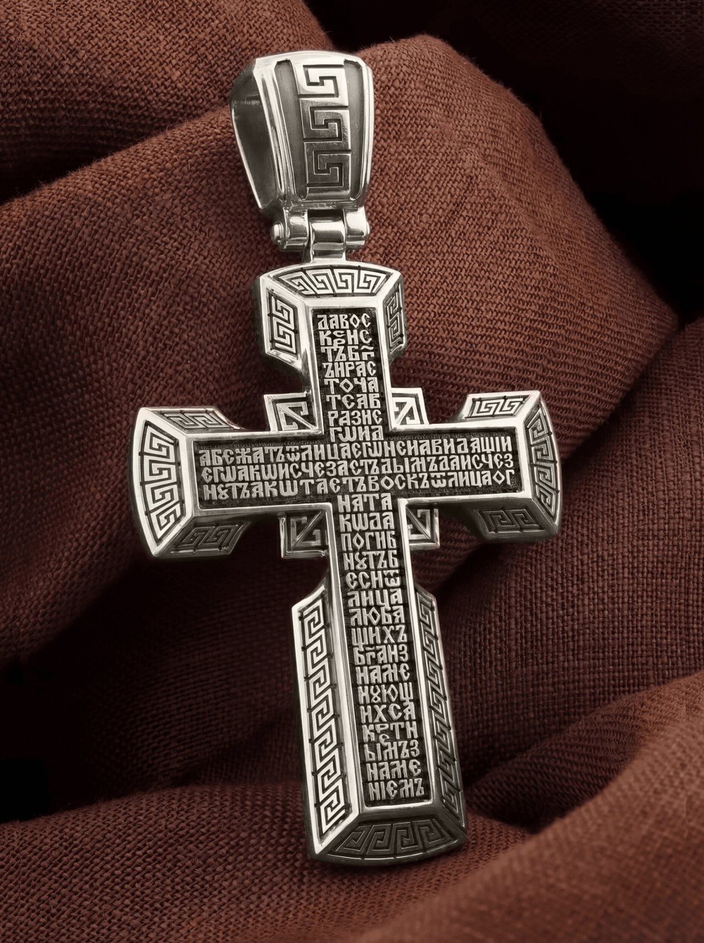 Крест из белого золота