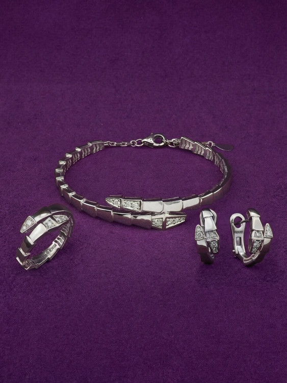 Браслет из белого золота c бриллиантами